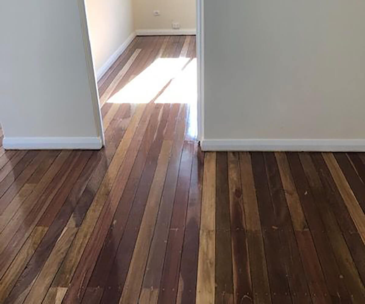 timber floor sanding and polishing